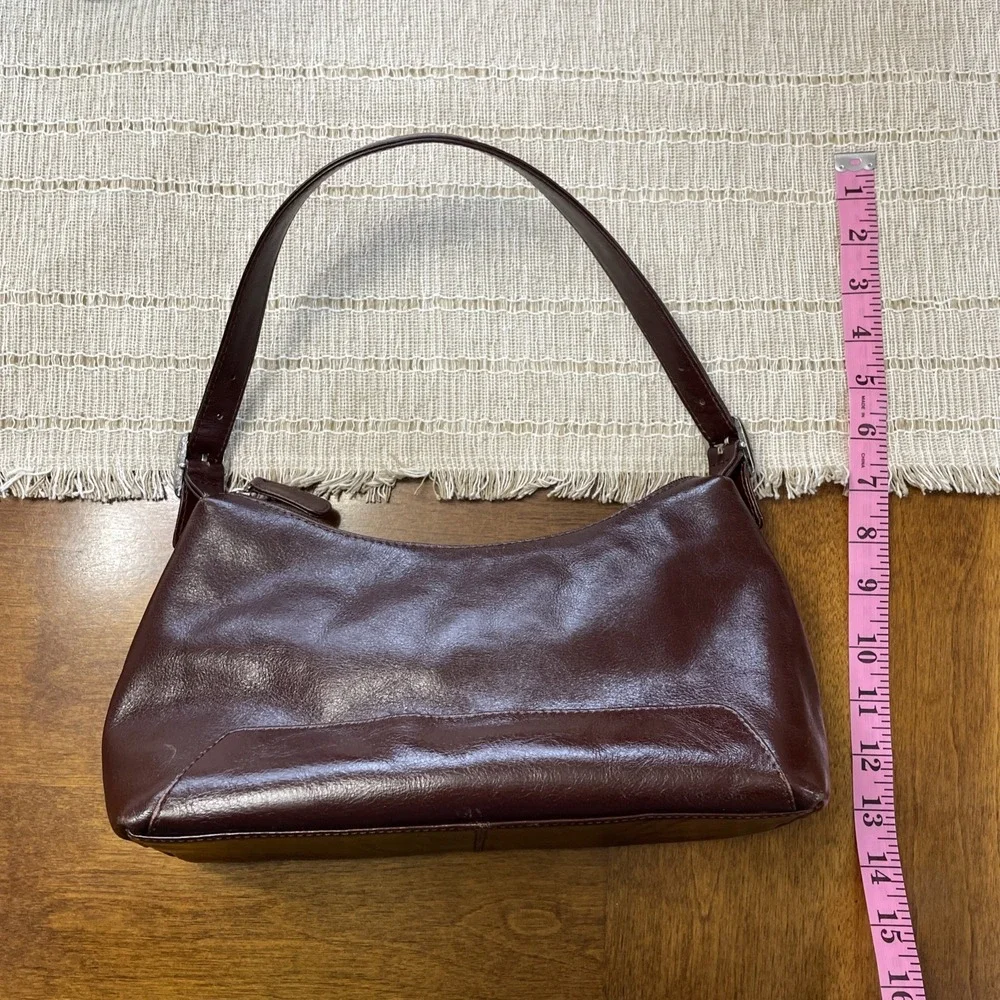 VTG Wilson's Expresso Brown Leather Classic Minimalist Aesthetic ,‎ Silver